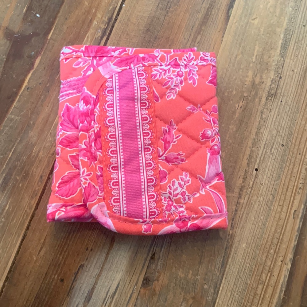Vera Bradley Tri-fold wallet